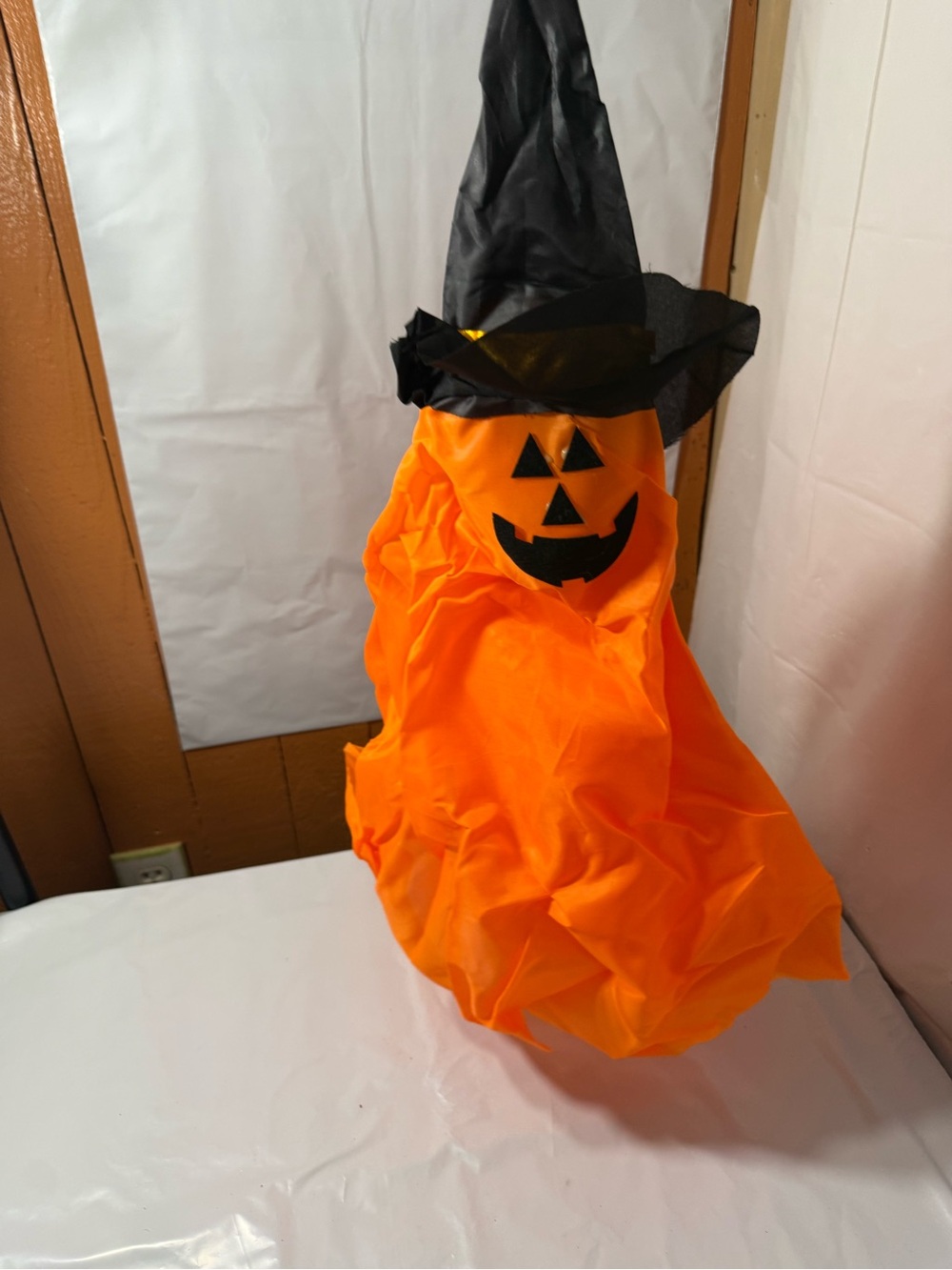 hanging pumpkin ghost
